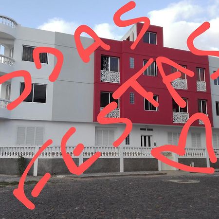 Appart Chris منديلو المظهر الخارجي الصورة